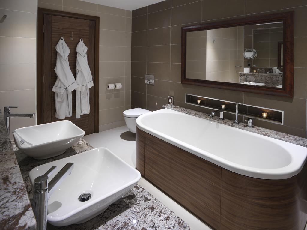 Отель Northcote Langho Экстерьер фото